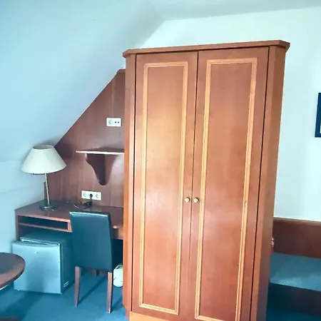 S فندق